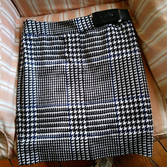 Michael Kors Houndstooth Skirt - Picture 3 of 3